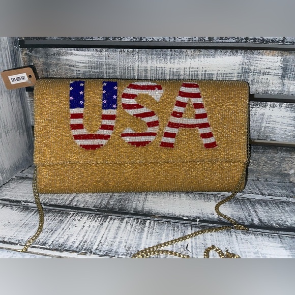 Handbags - Beaded Clutch/Crossbody • NWT